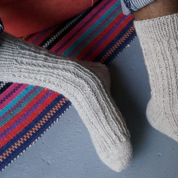Simple modern ribbed textured socks knitting pattern