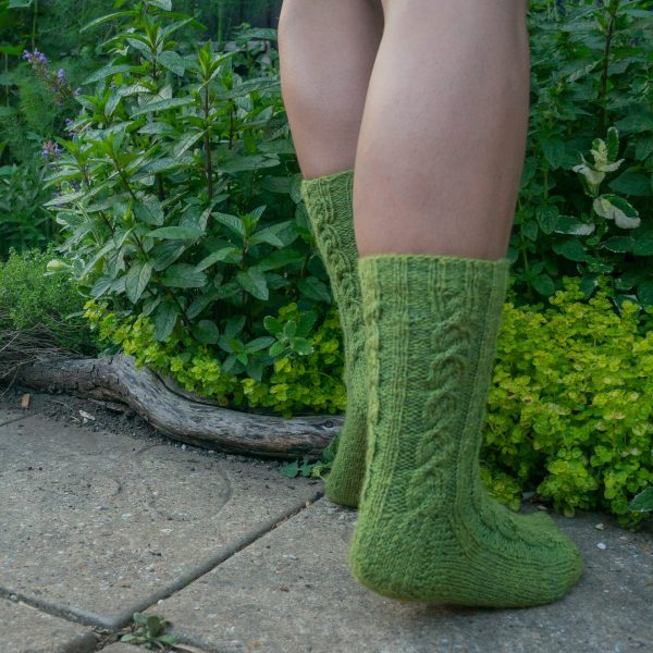 Cabled sock knitting pattern for sport weight yarn